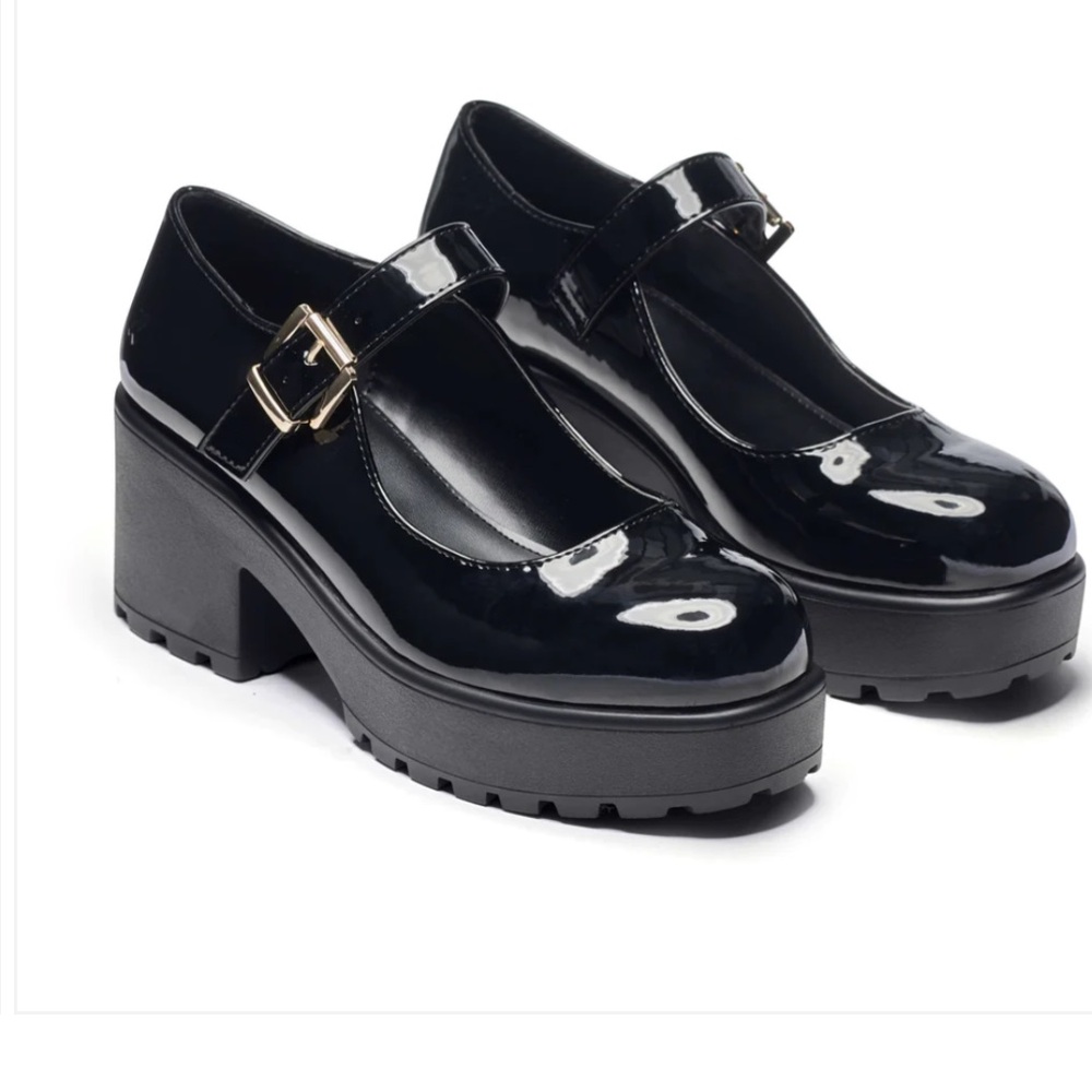 Koi footwear Mary Jane chunky black NWT / 6US
